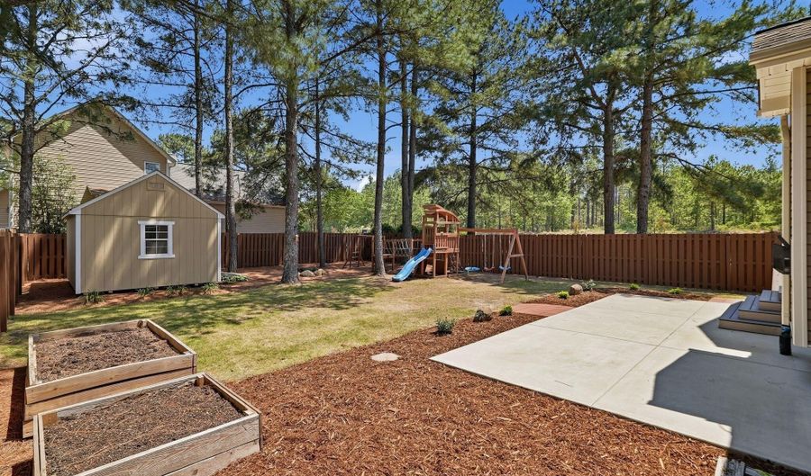 100 Cross Pointe Ln, Aberdeen, NC 28315 - 3 Beds, 3 Bath
