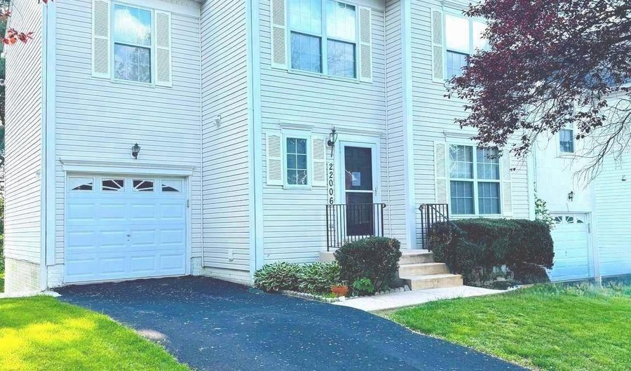 22006 STONE PIER Ln, Boyds, MD 20841 - 4 Beds, 4 Bath