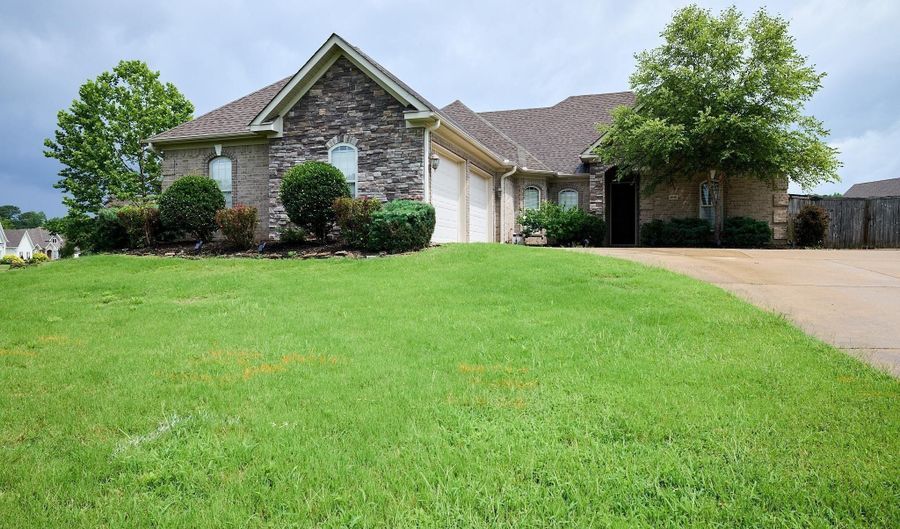 6098 PIERCE MANSE Loop, Benton, AR 72019 - 3 Beds, 3 Bath