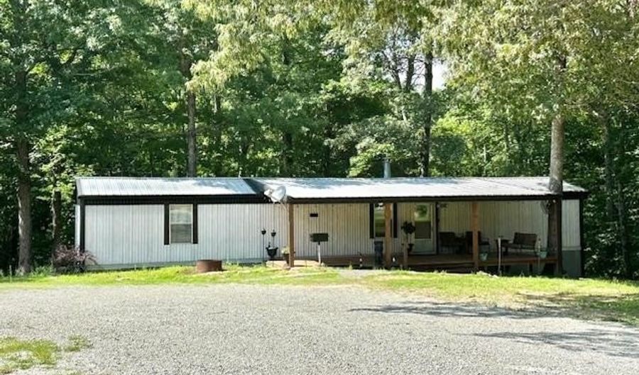 484 STOKES, Bath Springs, TN 38311 - 3 Beds, 2 Bath