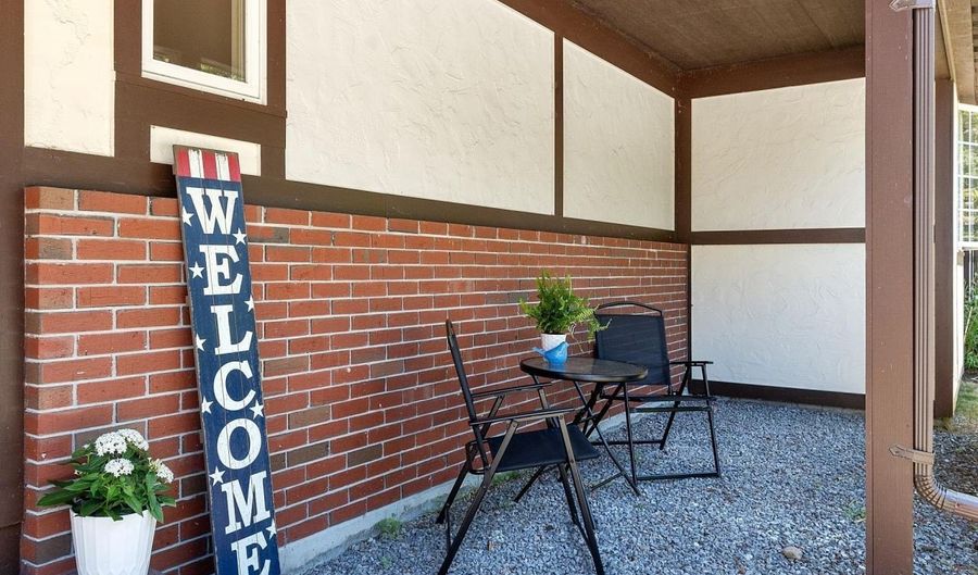 35 Chandler Dr, Atkinson, NH 03811 - 1 Beds, 2 Bath