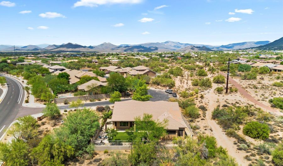 5544 E Dusty Wren Dr, Cave Creek, AZ 85331 - 4 Beds, 3 Bath