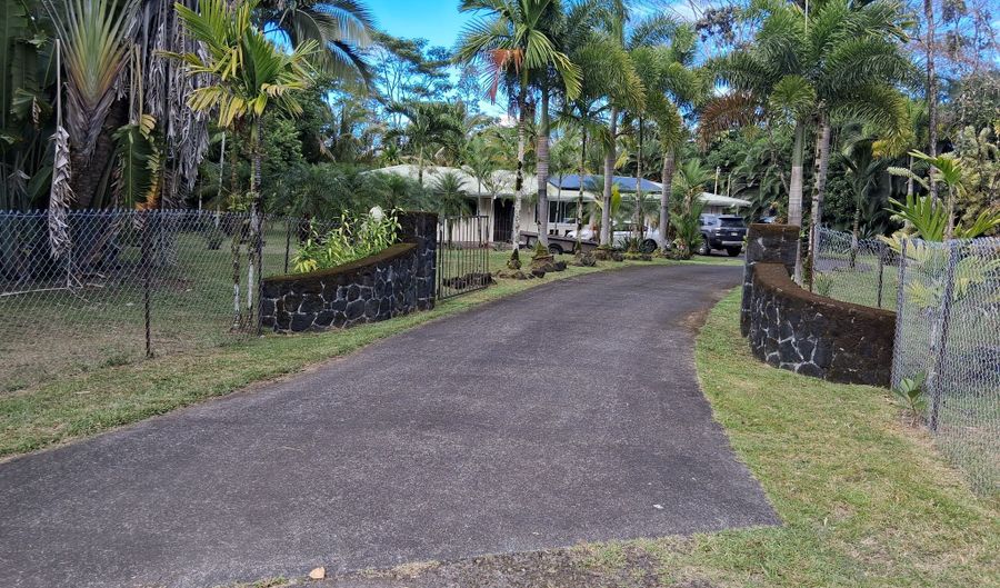15-1637 23RD Ave, Keaau, HI 96749 - 3 Beds, 3 Bath