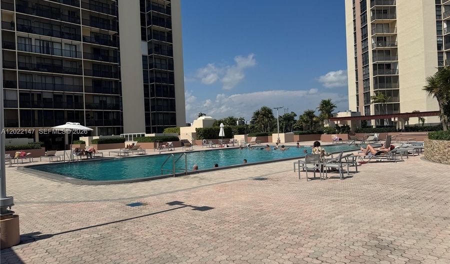 20335 W Country Club Dr 1205, Aventura, FL 33180 - 1 Beds, 2 Bath