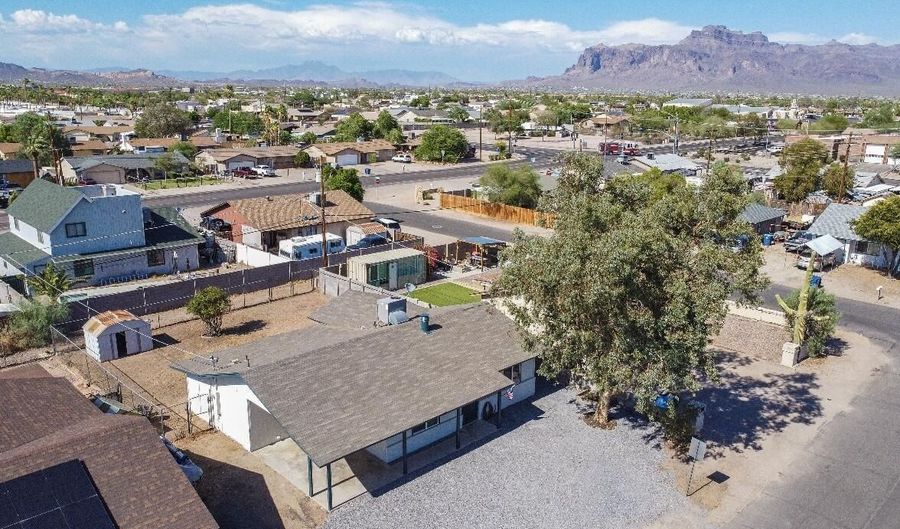 102 W 17TH Ave, Apache Junction, AZ 85120 - 3 Beds, 2 Bath