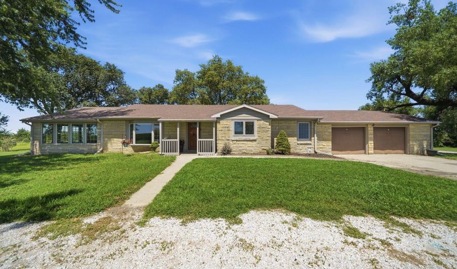 3422 Van Dorn Rd, Beaver Crossing, NE 68313 - 3 Beds, 2 Bath