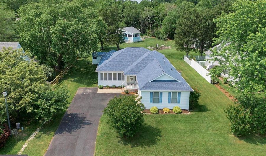 39 CORAL Ln, Frankford, DE 19945 - 2 Beds, 2 Bath