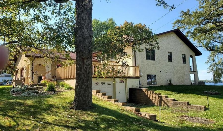 150 Lake Dr E, Annandale, MN 55302 - 3 Beds, 2 Bath