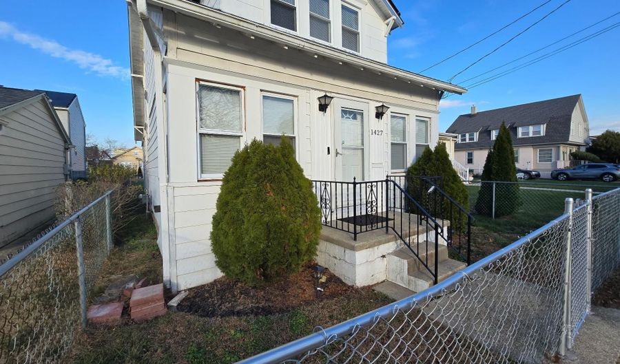 1427 Emerson Ave Ave, Atlantic City, NJ 08401 - 3 Beds, 2 Bath