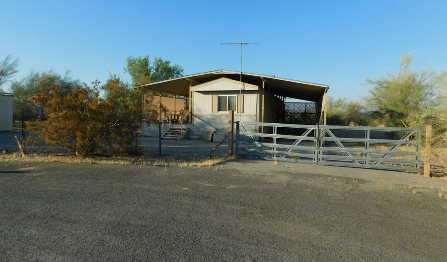 42770 Winema Dr, Bouse, AZ 85325 - 2 Beds, 1 Bath
