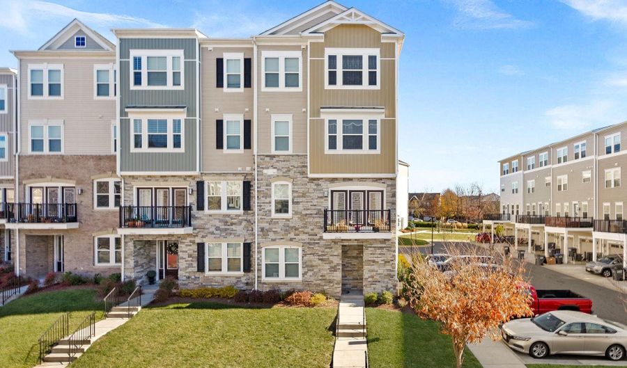 42020 GLADE CREEK Ter, Aldie, VA 20105 - 3 Beds, 3 Bath