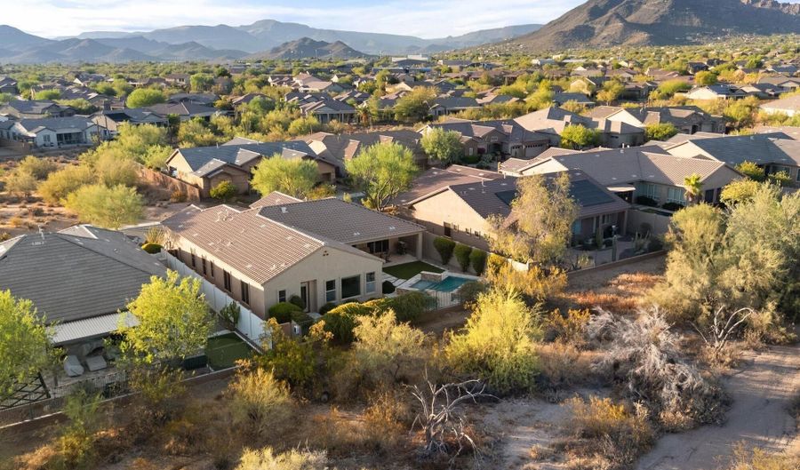 5823 E SIERRA SUNSET Trl, Cave Creek, AZ 85331 - 4 Beds, 3 Bath