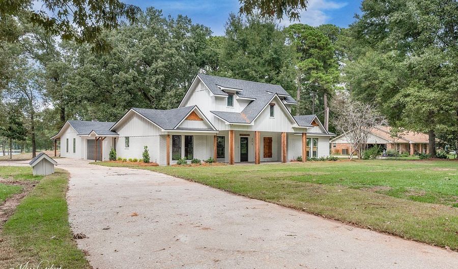 251 Jessie Jones Dr, Benton, LA 71006 - 4 Beds, 3 Bath