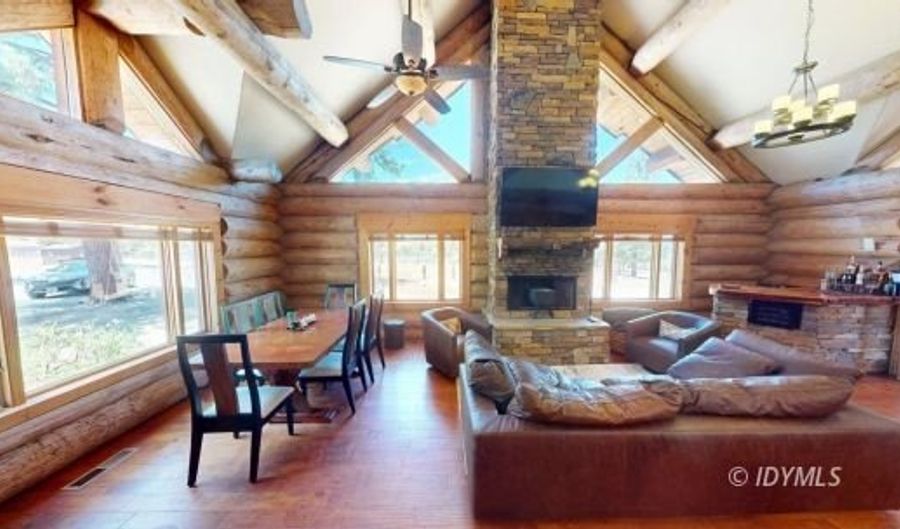 60164 Devils Ladder Rd, Mountain Center, CA 92561 - 3 Beds, 2 Bath