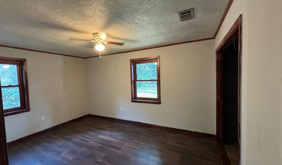 599 Wilson Holmes Rd, Bentonia, MS 39040 - 2 Beds, 1 Bath