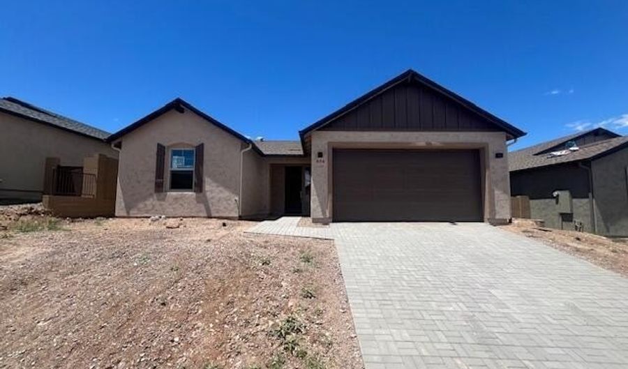 834 Eugene Rd, Clarkdale, AZ 86324 - 3 Beds, 2 Bath