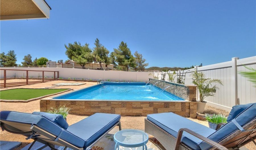 42385 Roundup, Aguanga, CA 92536 - 3 Beds, 3 Bath