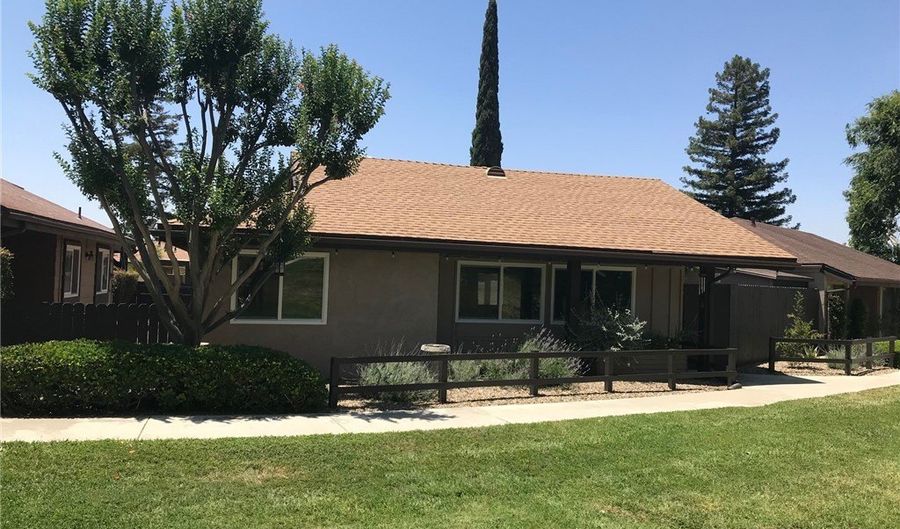 36162 Senna Cir, Yucaipa, CA 92399 - 2 Beds, 2 Bath