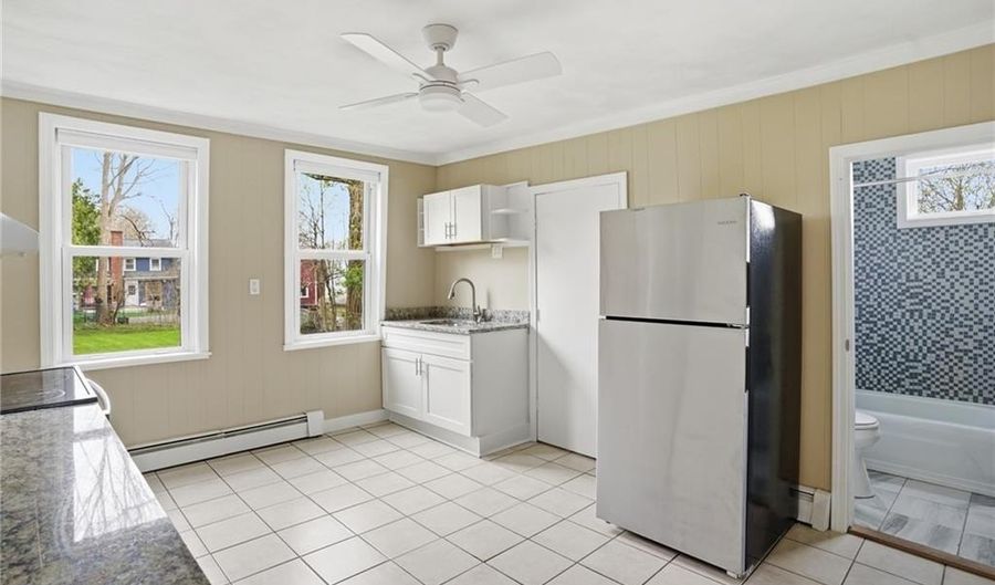 48 Constitution St 1, Bristol, RI 02809 - 2 Beds, 1 Bath