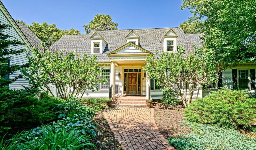 6 BLUE HERON Dr, Georgetown, DE 19947 - 4 Beds, 4 Bath