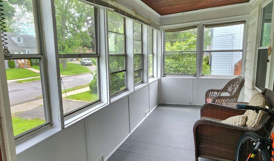 67 Harris Ave, Albany, NY 12208 - 2 Beds, 2 Bath