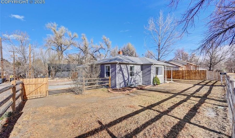 1220 E Bijou St, Colorado Springs, CO 80909 - 4 Beds, 2 Bath