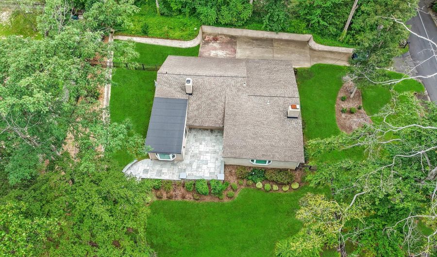 7400 BRADDOCK Rd, Annandale, VA 22003 - 3 Beds, 3 Bath