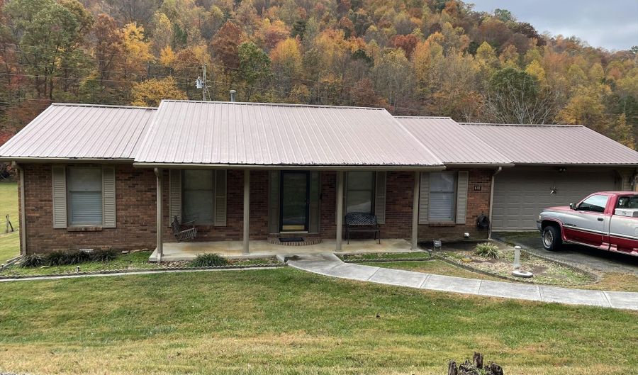 418 Sugar Camp Road Rd, Barbourville, KY 40906 - 3 Beds, 2 Bath