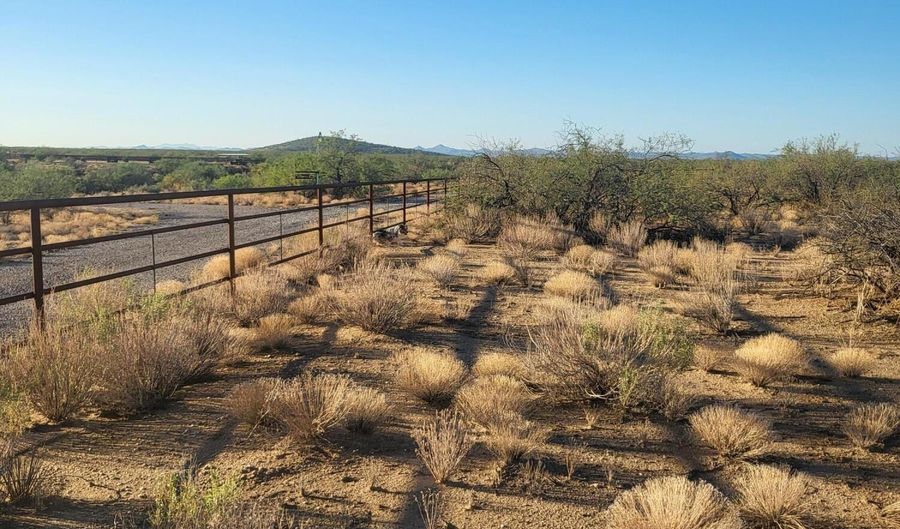 Xxx S Slick Fork Trail 5, Congress, AZ 85332 - 0 Beds, 0 Bath