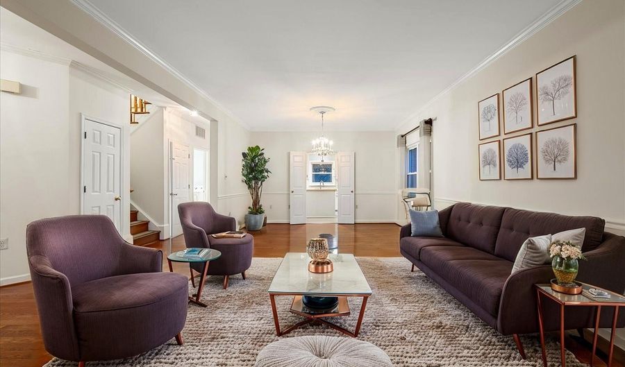 43619 PREDDY Ct, Ashburn, VA 20147 - 4 Beds, 4 Bath