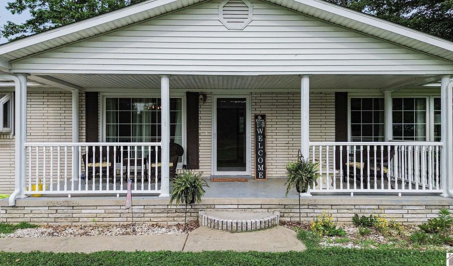 831 County Road 1006, Bardwell, KY 42023 - 3 Beds, 1 Bath