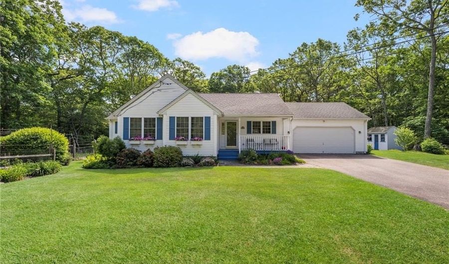 25 Clarkin Pond Rd, Charlestown, RI 02813 - 3 Beds, 2 Bath