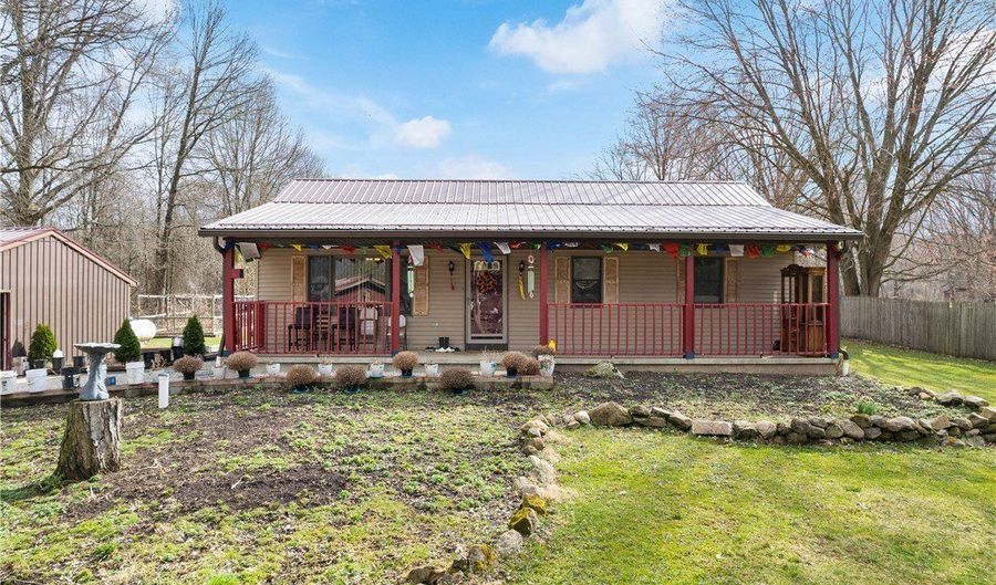642 Horning Rd, Atwater, OH 44201 - 3 Beds, 2 Bath