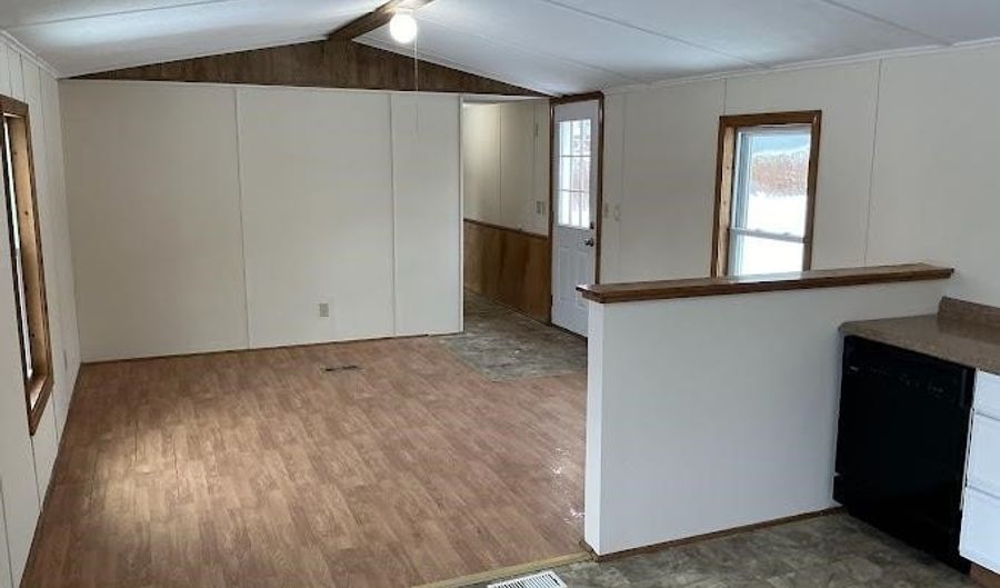 28 Thetford Ln, Bethel, VT 05032 - 3 Beds, 2 Bath