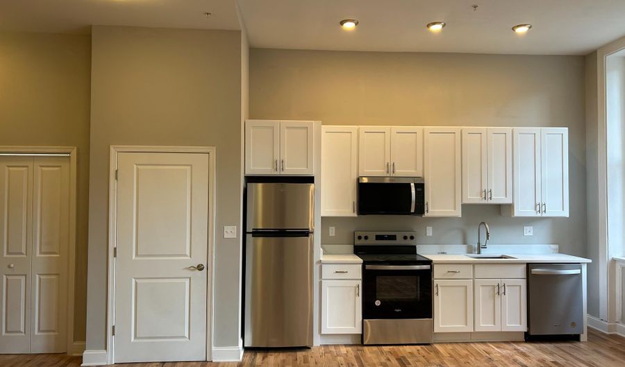 100 W LEXINGTON St 406, Baltimore, MD 21201 - 0 Beds, 1 Bath