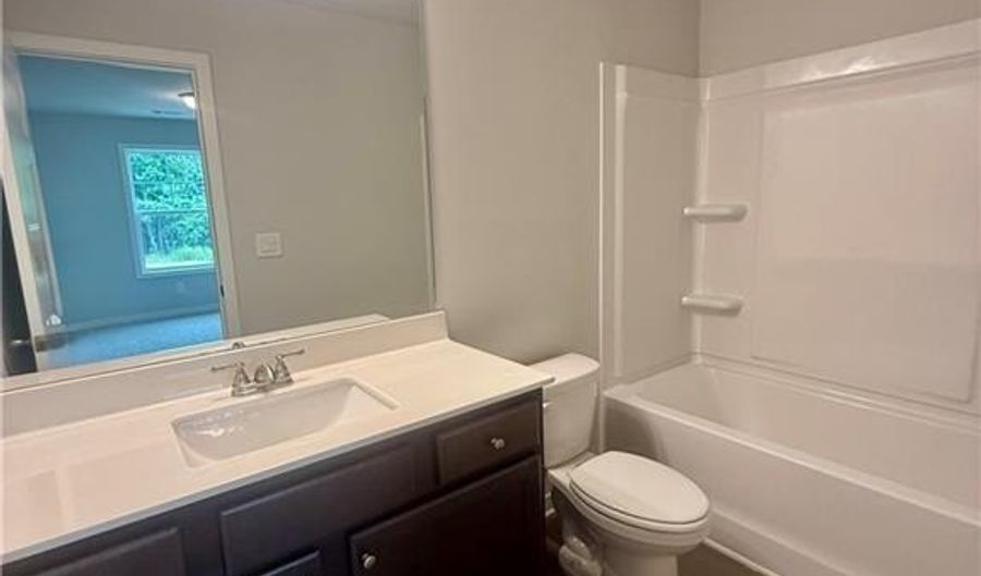 104 Chickadee Ct, Auburn, GA 30011 - 5 Beds, 4 Bath