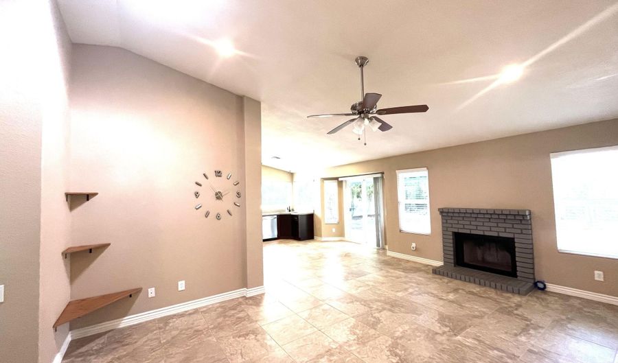 34 S RITA Ln, Chandler, AZ 85226 - 3 Beds, 2 Bath