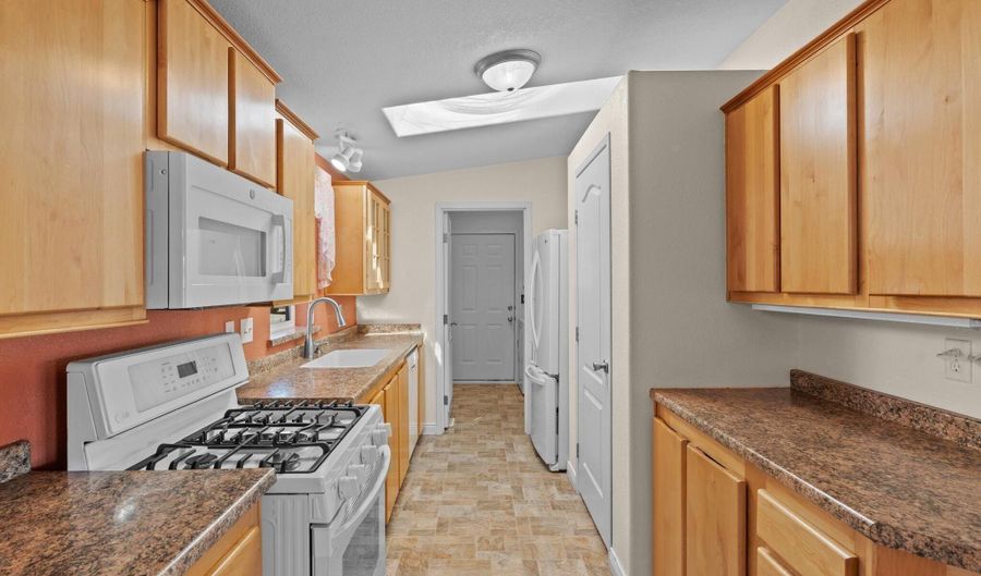 1307 Kingslane Ct, Gardnerville, NV 89410 - 2 Beds, 2 Bath