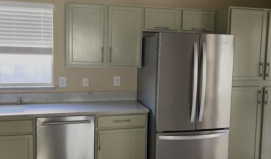 2463 E Springfield Pl, Chandler, AZ 85286 - 3 Beds, 2 Bath