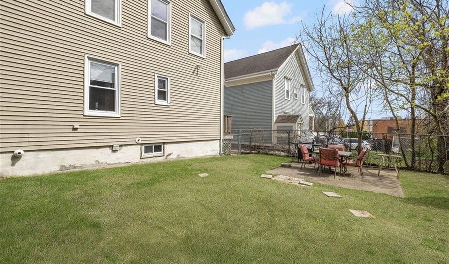 228 Woonasquatucket Ave, North Providence, RI 02911 - 6 Beds, 2 Bath