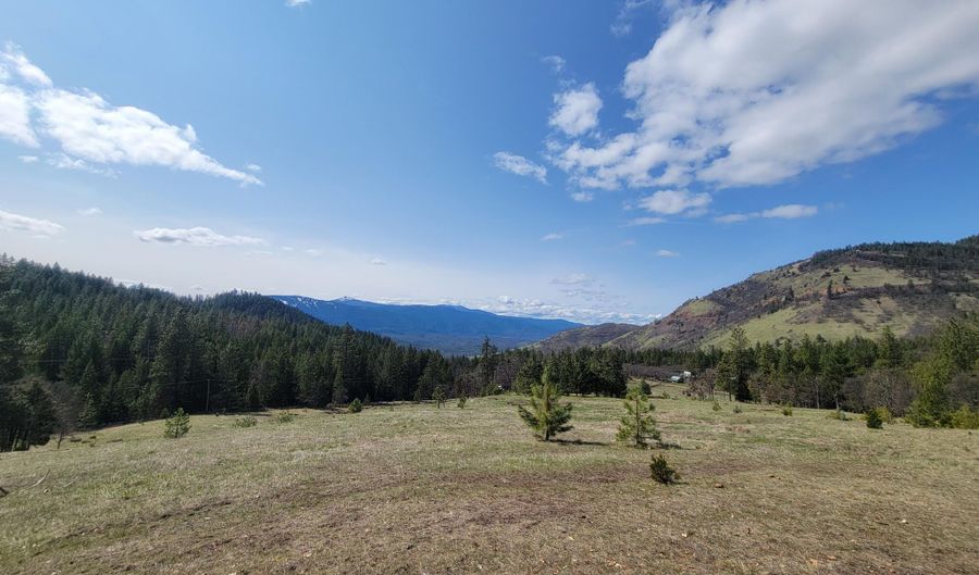 1525 Baldy Creek Rd, Ashland, OR 97520 - 1 Beds, 2 Bath