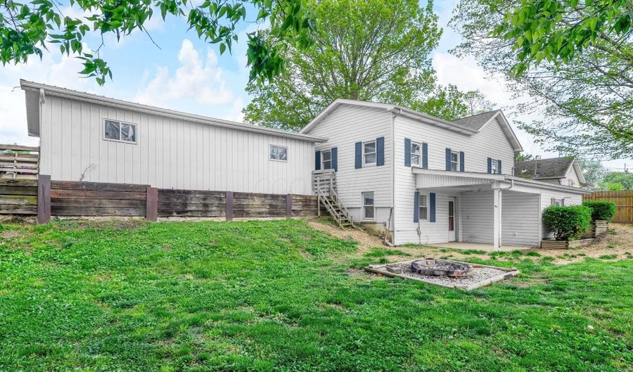 19419 Dawson St, Adelphi, OH 43101 - 3 Beds, 1 Bath