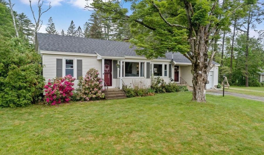 10 Pine St, Alton, NH 03809 - 2 Beds, 1 Bath