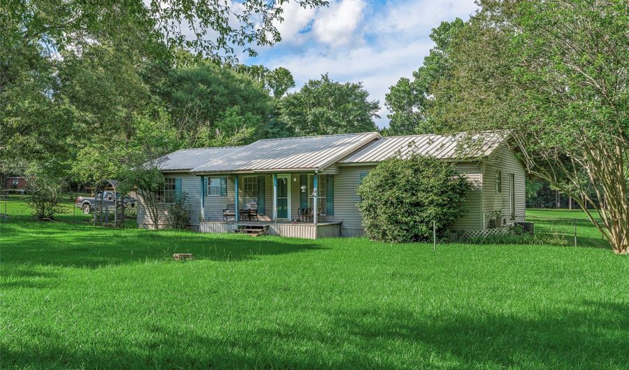 155 Jones Ln, Benton, LA 71006 - 3 Beds, 2 Bath