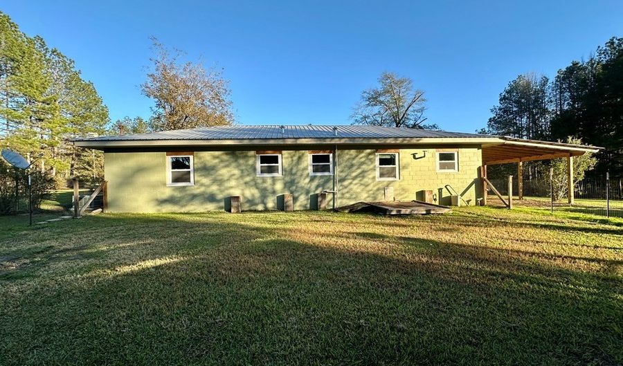 2894 Jackson Liberty Dr, Bogue Chitto, MS 39629 - 3 Beds, 1 Bath