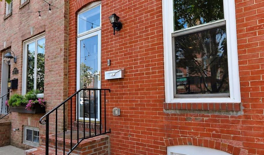 3031 ODONNELL St, Baltimore, MD 21224 - 3 Beds, 3 Bath