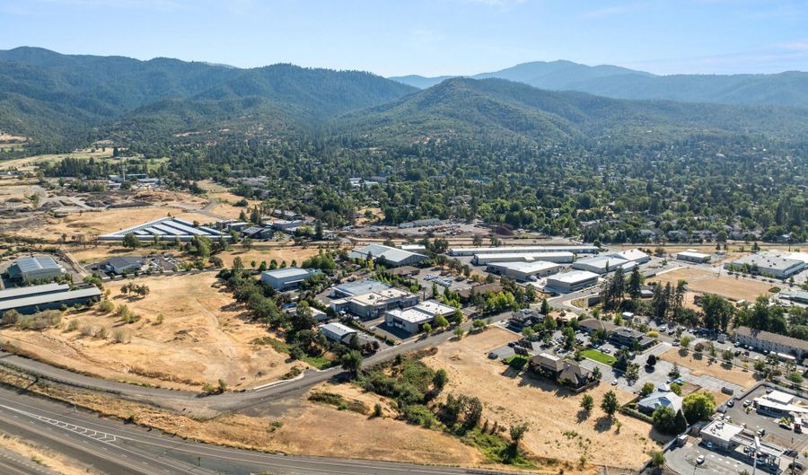 710 Jefferson Ave, Ashland, OR 97520 - 0 Beds, 0 Bath