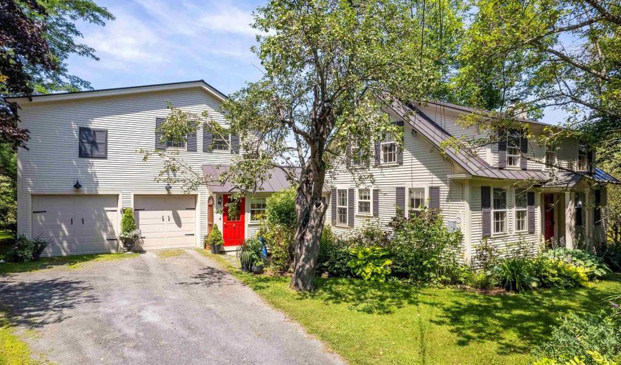 6077 VT Route 12, Barnard, VT 05031 - 4 Beds, 3 Bath