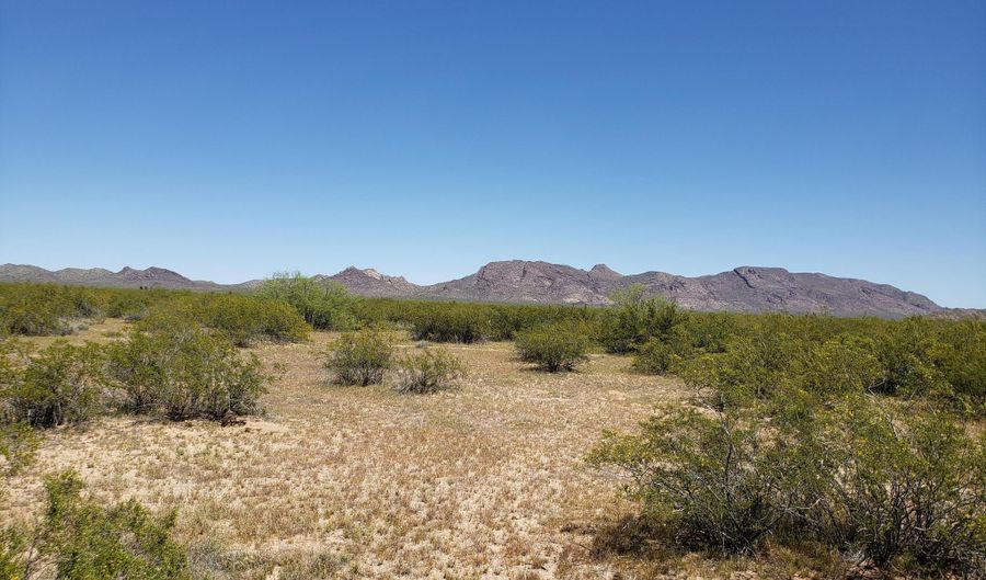 00 XX Trezler Rd, Aguila, AZ 85320 - 0 Beds, 0 Bath