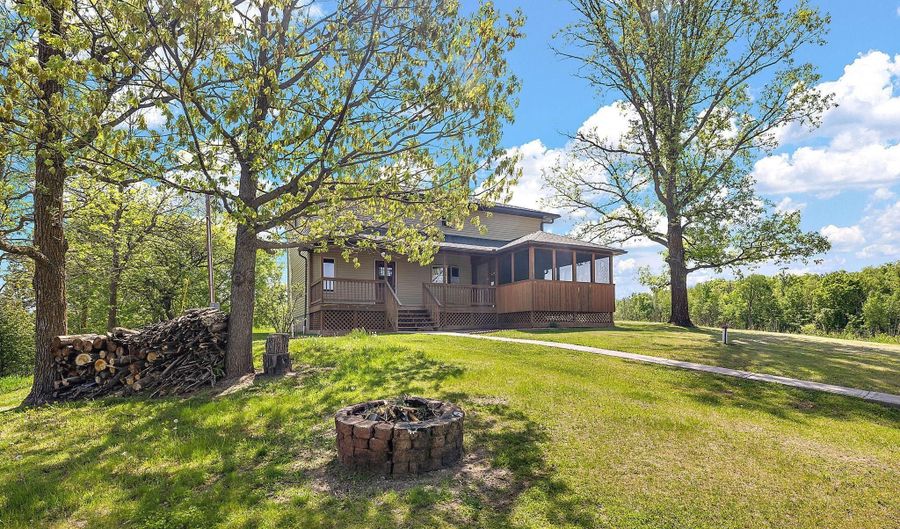 36775 US Highway 169, Aitkin, MN 56431 - 3 Beds, 2 Bath